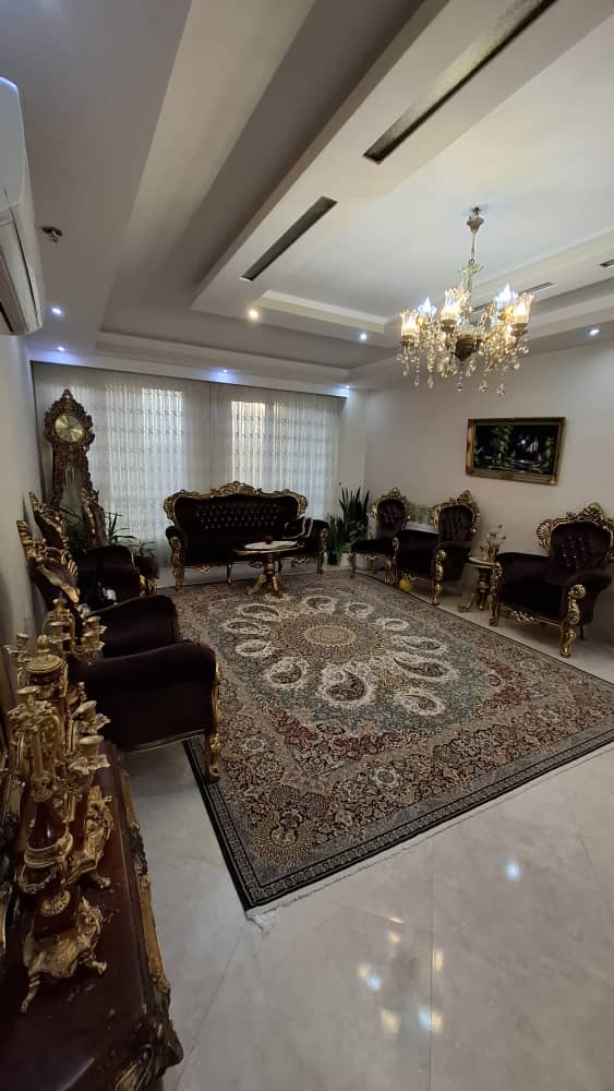 شهرک صدف خیابان با هنر ساختمان بنیس